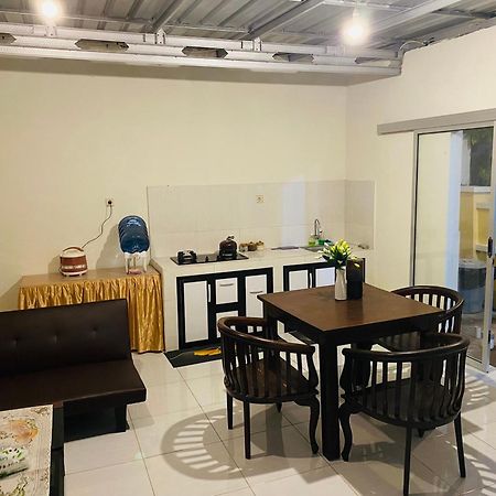 Robiu Bed & Breakfast بانيووانجى المظهر الخارجي الصورة