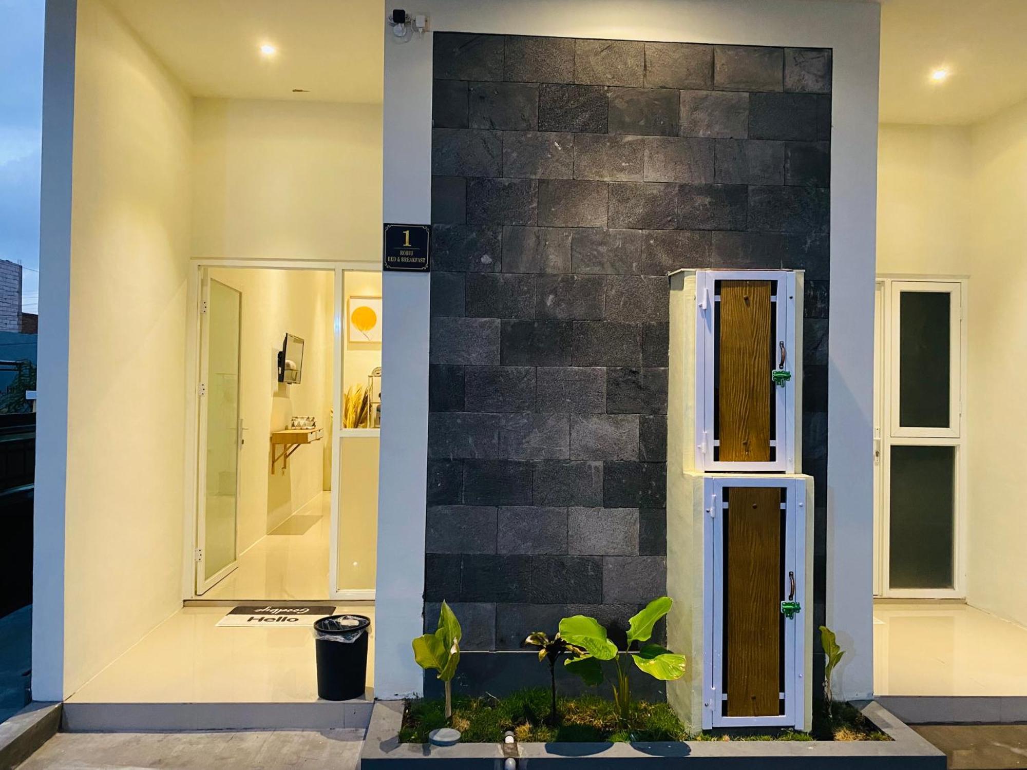 Robiu Bed & Breakfast بانيووانجى المظهر الخارجي الصورة