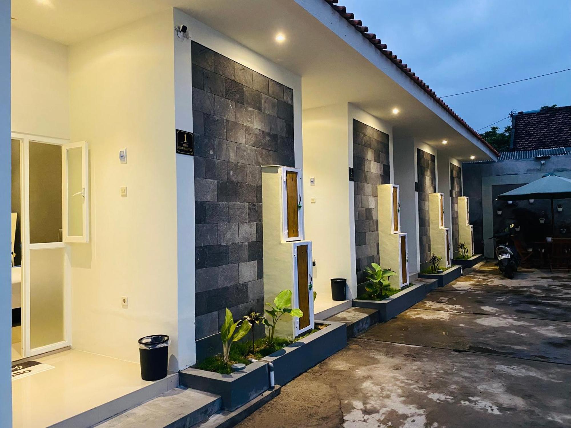 Robiu Bed & Breakfast بانيووانجى المظهر الخارجي الصورة